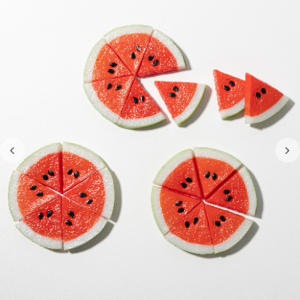 Triangular κόκκινο καρπούζι slices